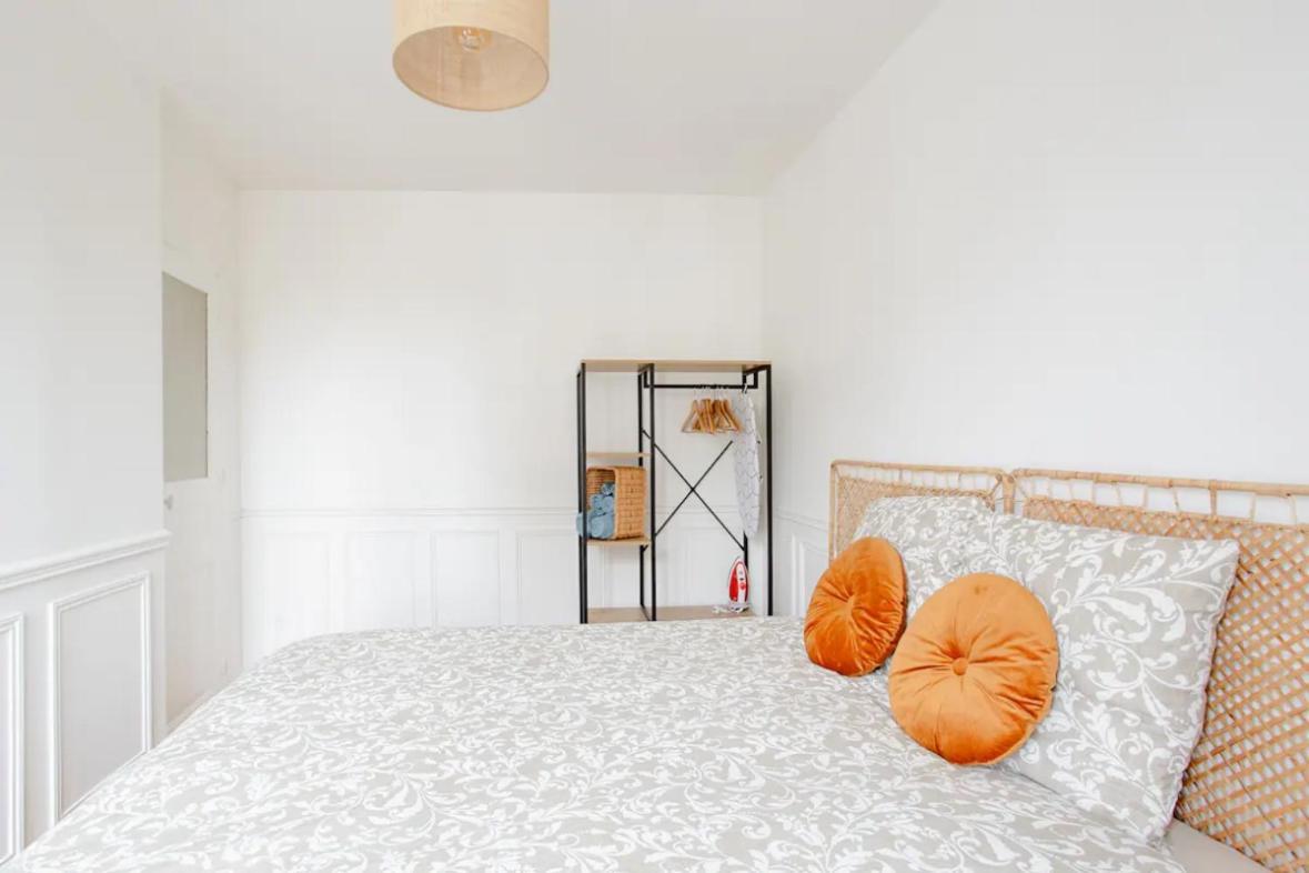 Charmant Appartement Cosy A Сюрен Екстер'єр фото