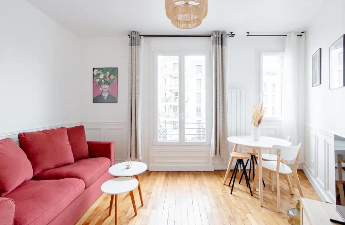 Charmant Appartement Cosy A Сюрен Екстер'єр фото